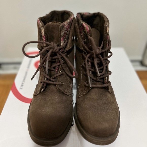 Rock & Candy Junie Boots - Picture 3 of 5